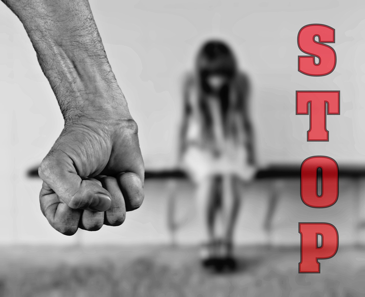 stop, fear, violence against women-1131142.jpg